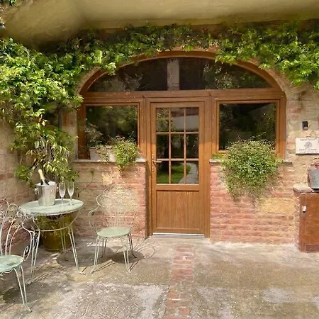 Corte Arancio Your In The Heart Of Monferrato *